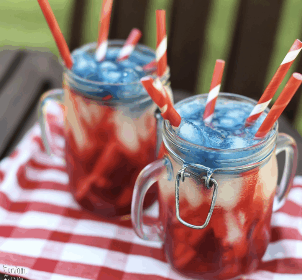 Kid-Friendly Patriotic Punch - Clara quick dinners